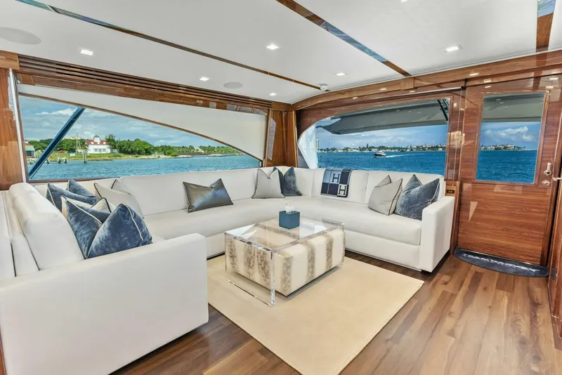 Slide: The Image of Viking 82 Convertible 2026 - 5