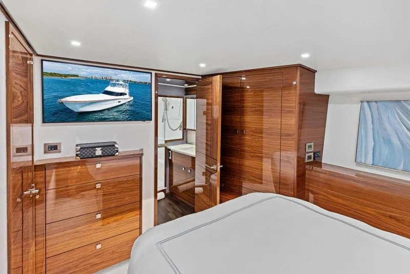 Slide: The Image of Viking 82 Convertible 2026 - 58