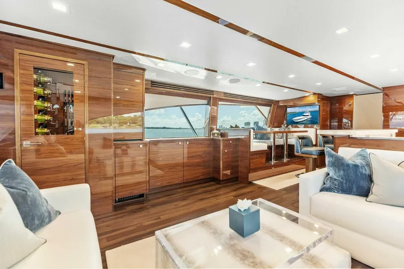 Slide: The Image of Viking 82 Convertible 2026 - 9