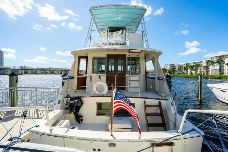 Slide: The Image of Hatteras 53 Yacht Fisherman 1978 - 34