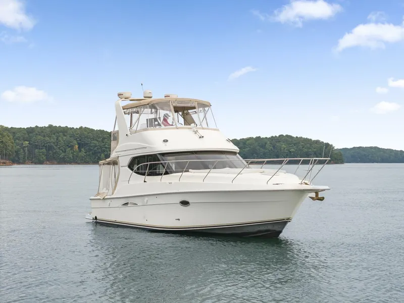 Slide: The Image of Silverton 34 Convertible 2005 - 3