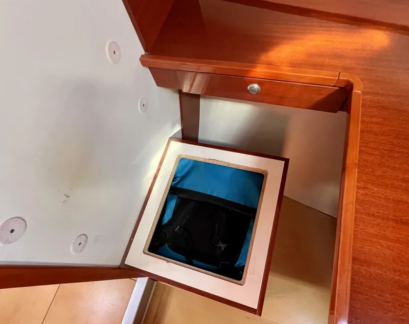 Slide: The Image of Hanse 461e 2006 - 156