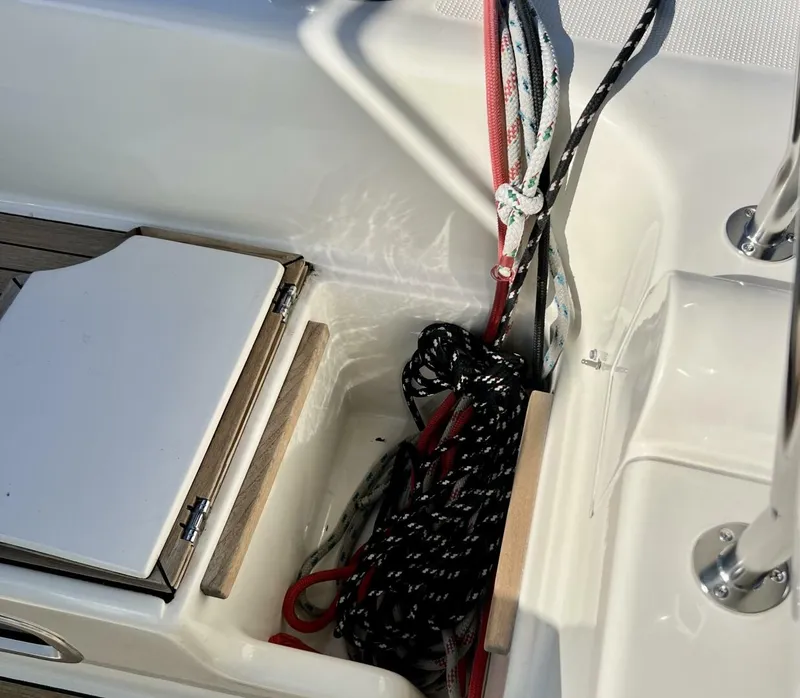 Slide: The Image of Hanse 461e 2006 - 29