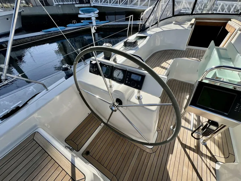 Slide: The Image of Hanse 461e 2006 - 44