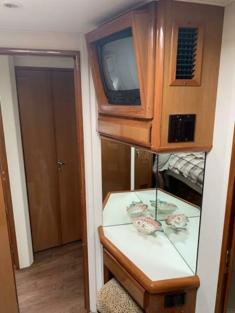 Slide: The Image of Viking 50 Convertible Sportfish 2000 - 27