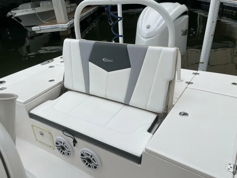 Slide: The Image of Robalo Cayman 246 SD 2022 - 21