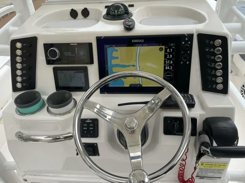 Slide: The Image of Robalo Cayman 246 SD 2022 - 9