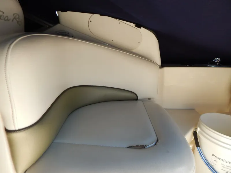 Slide: The Image of Sea Ray 260 Sundancer 2007 - 13