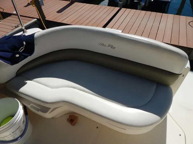 Slide: The Image of Sea Ray 260 Sundancer 2007 - 15