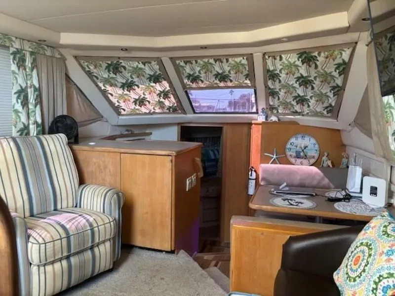 Slide: The Image of Carver Yachts 355 Aft Cabin 1996 - 15