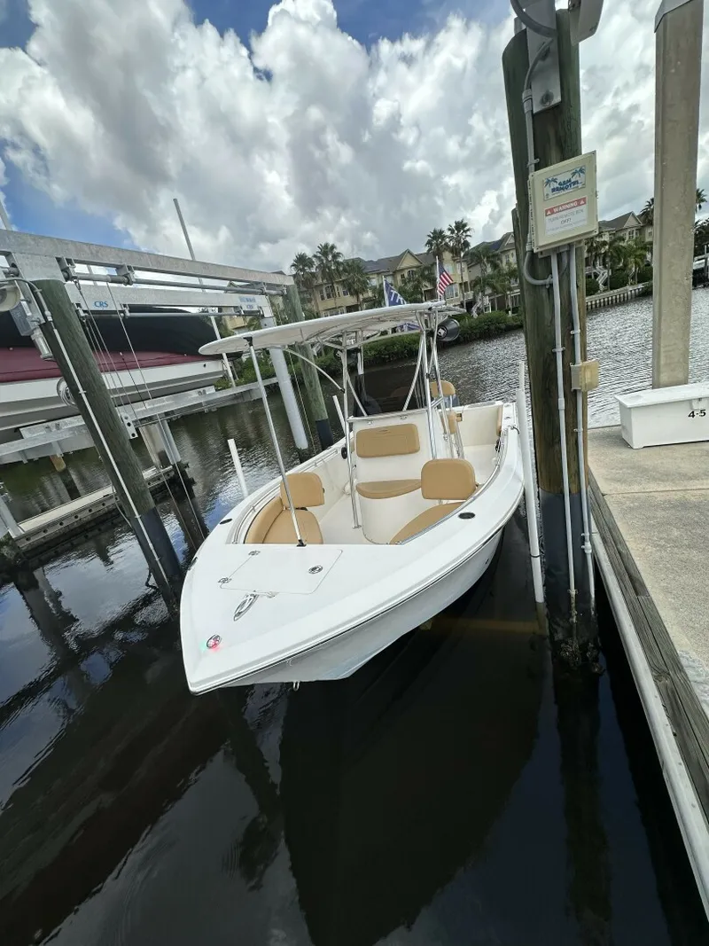 The Image of Cobia 22 Center Console 2019 - 0