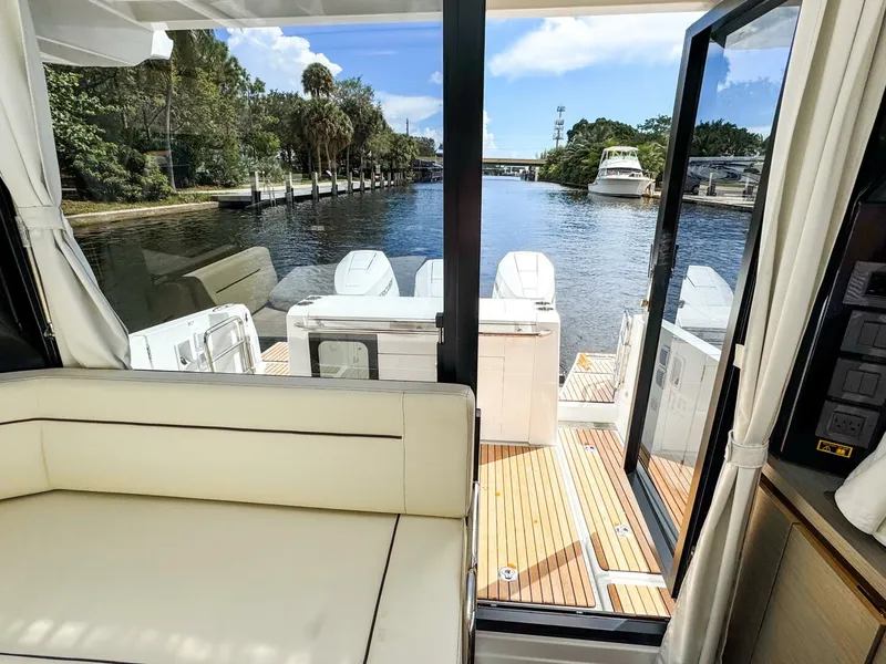 Slide: The Image of Wellcraft 38 Explorer 2025 - 19