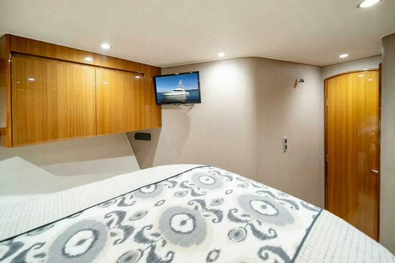 Slide: The Image of Viking 55 Convertible 2016 - 17
