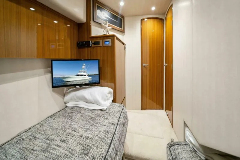 Slide: The Image of Viking 55 Convertible 2016 - 22