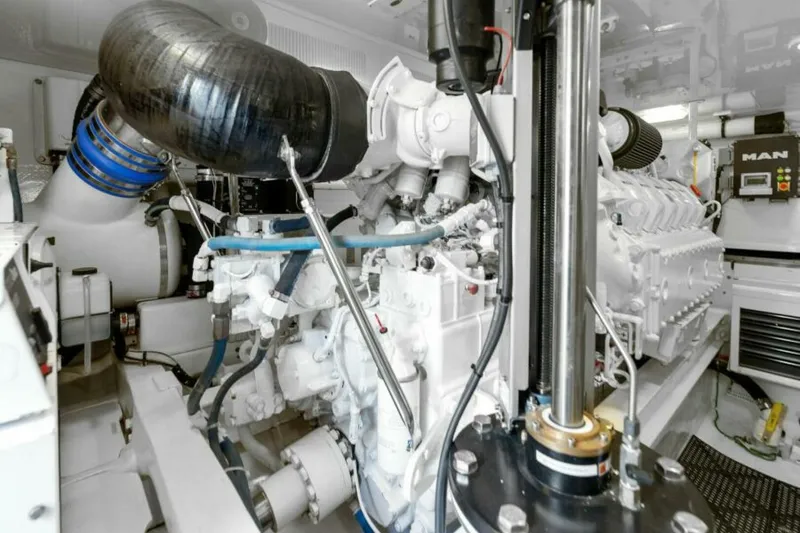 Slide: The Image of Viking 55 Convertible 2016 - 49