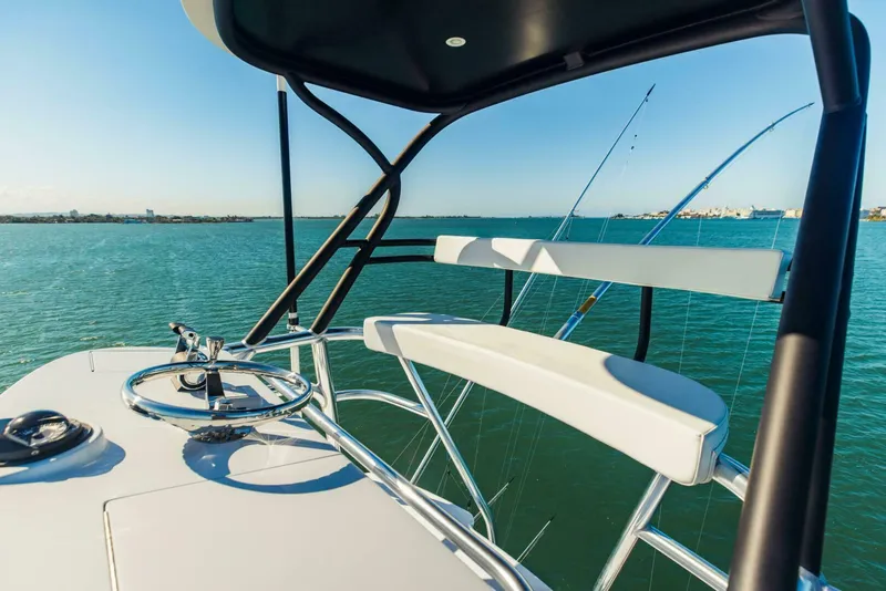 Slide: The Image of Viking 72 Enclosed Bridge 2020 - 55