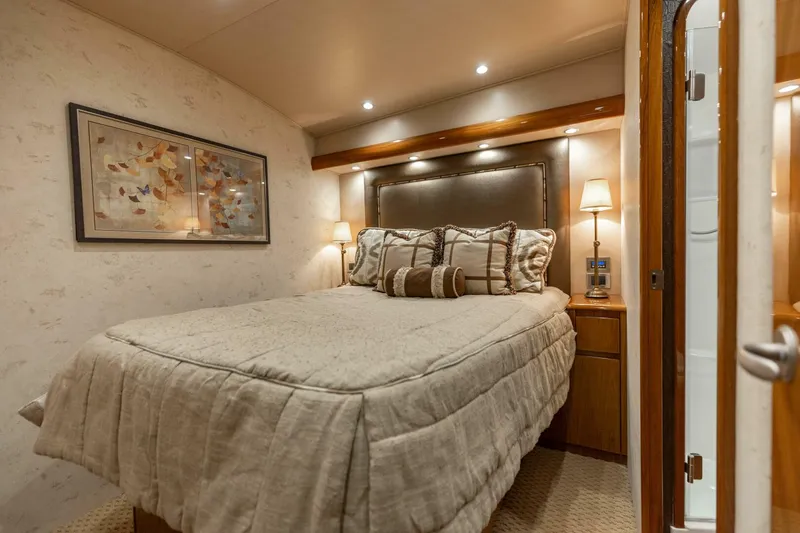 Slide: The Image of Viking 76 Convertible 2013 - 36