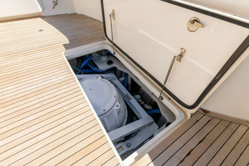 Slide: The Image of Viking 76 Convertible 2013 - 64