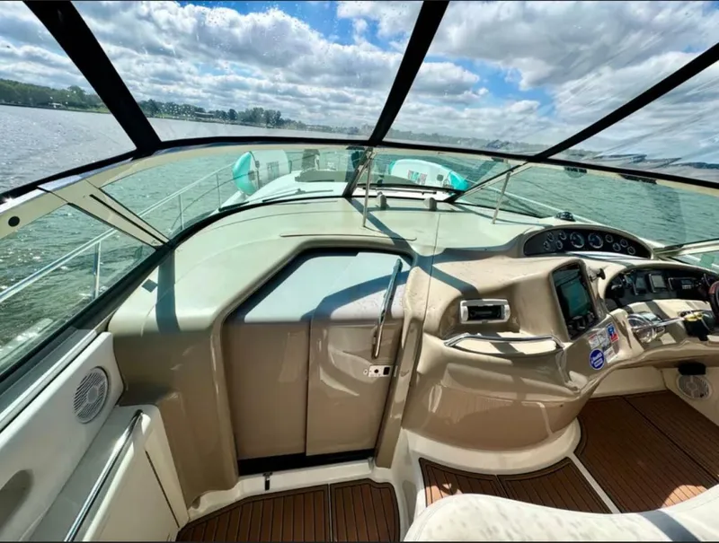 Slide: The Image of Sea Ray 460 Sundancer 2000 - 34