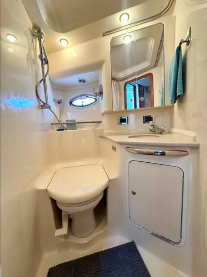 Slide: The Image of Sea Ray 460 Sundancer 2000 - 47