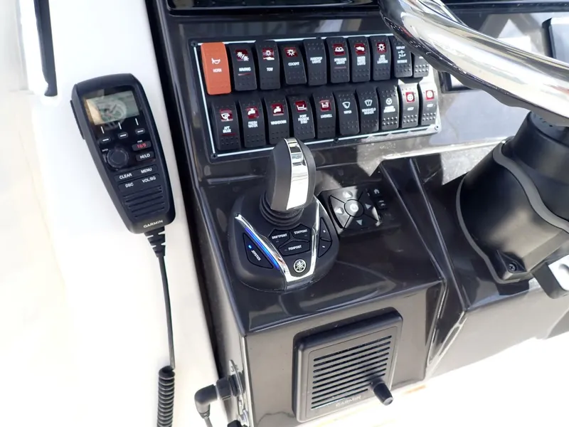 Slide: The Image of Pursuit S 288 Sport 2024 - 11