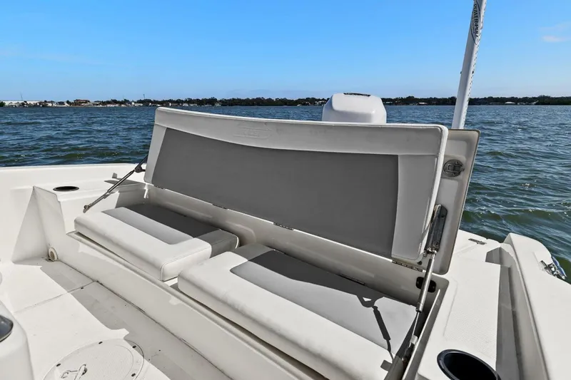 Slide: The Image of Boston Whaler 210 Dauntless 2016 - 4