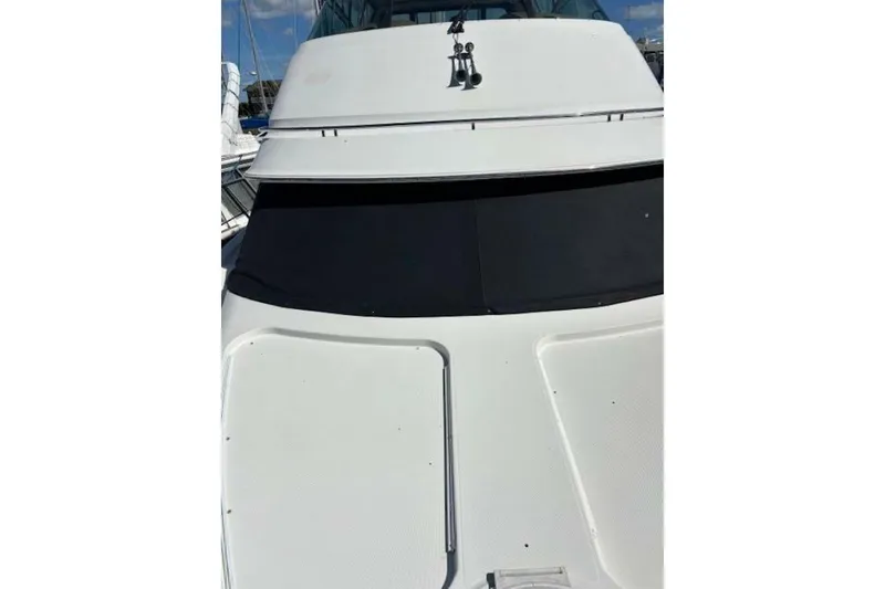 Slide: The Image of Carver Yachts 466 Motor Yacht 2004 - 27