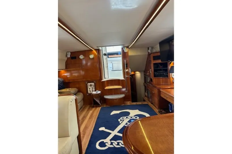 Slide: The Image of Carver Yachts 466 Motor Yacht 2004 - 32