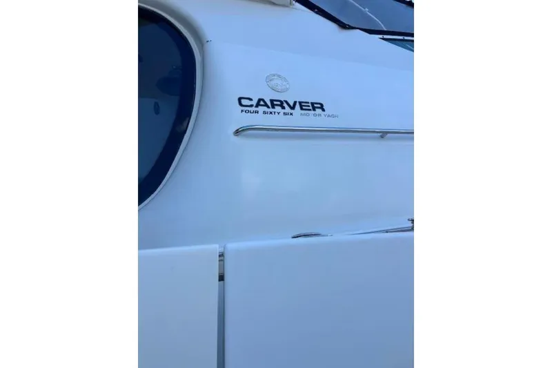 Slide: The Image of Carver Yachts 466 Motor Yacht 2004 - 4