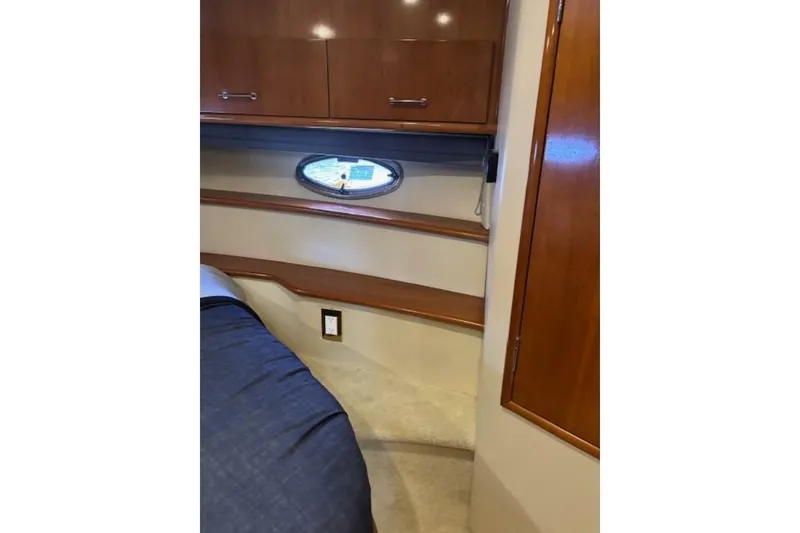 Slide: The Image of Carver Yachts 466 Motor Yacht 2004 - 69