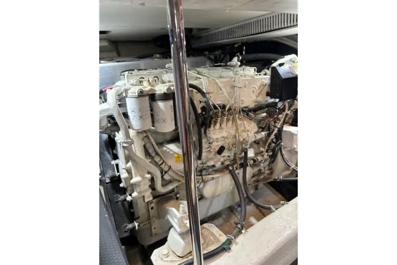 Slide: The Image of Carver Yachts 466 Motor Yacht 2004 - 89