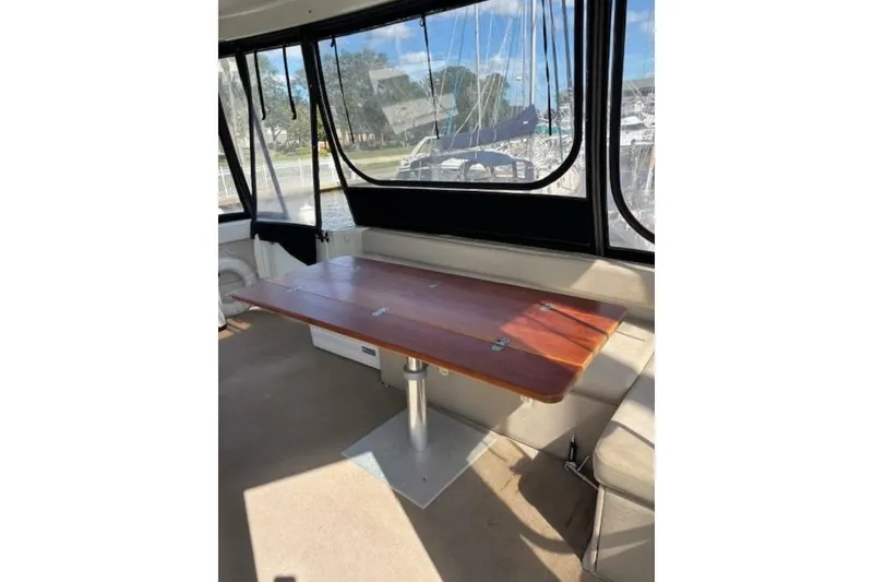 Slide: The Image of Carver Yachts 466 Motor Yacht 2004 - 9