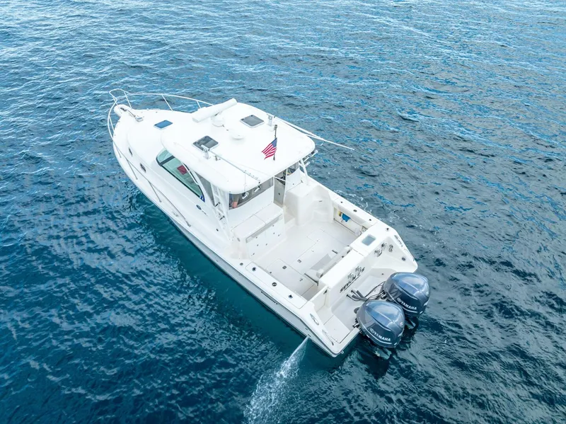 Slide: The Image of Pursuit S345 Offshore 2011 - 12