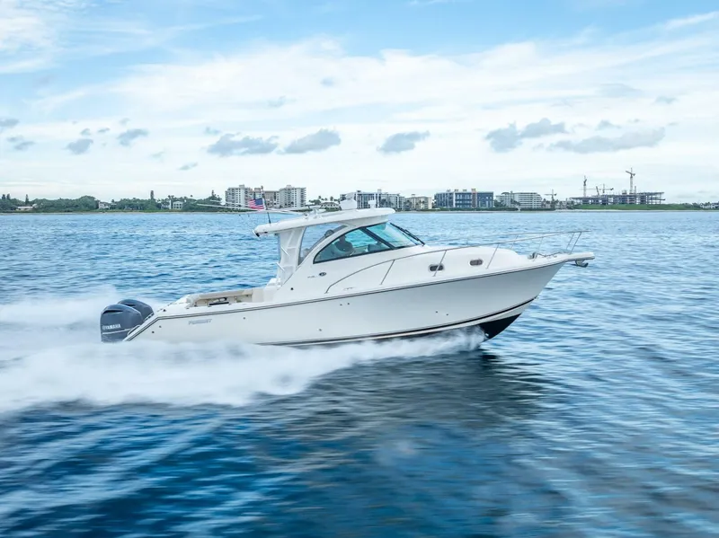 Slide: The Image of Pursuit S345 Offshore 2011 - 15