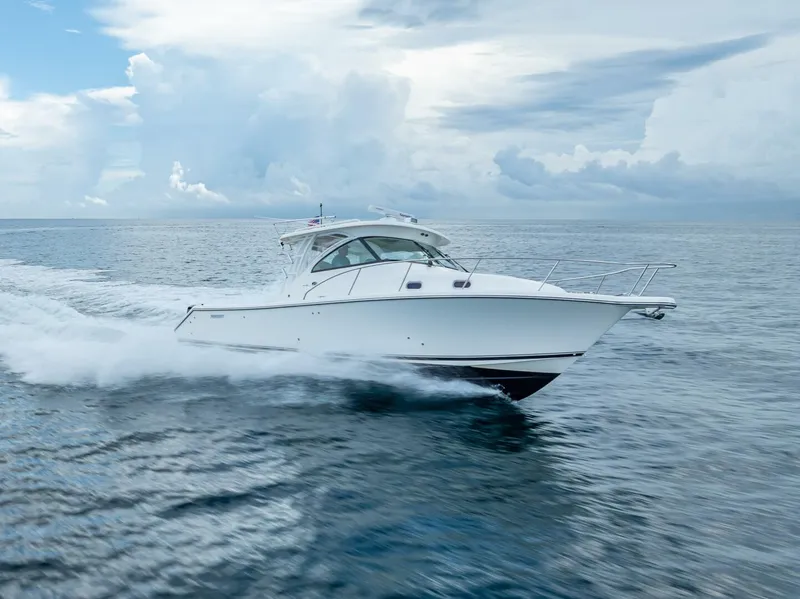 Slide: The Image of Pursuit S345 Offshore 2011 - 26