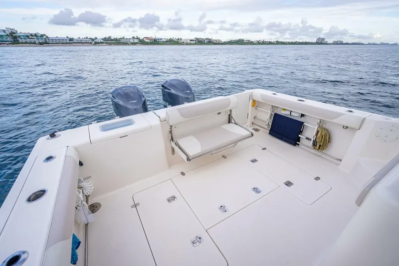 Slide: The Image of Pursuit S345 Offshore 2011 - 33
