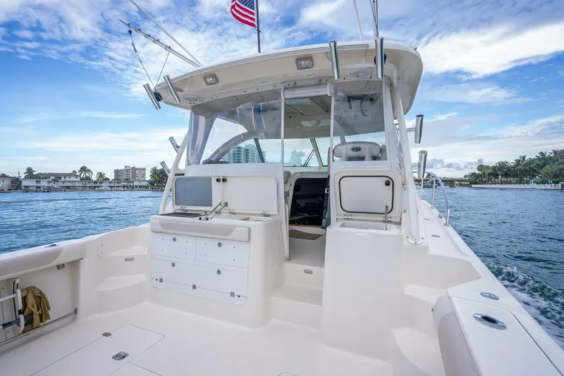 Slide: The Image of Pursuit S345 Offshore 2011 - 43