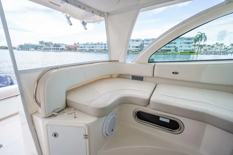 Slide: The Image of Pursuit S345 Offshore 2011 - 54