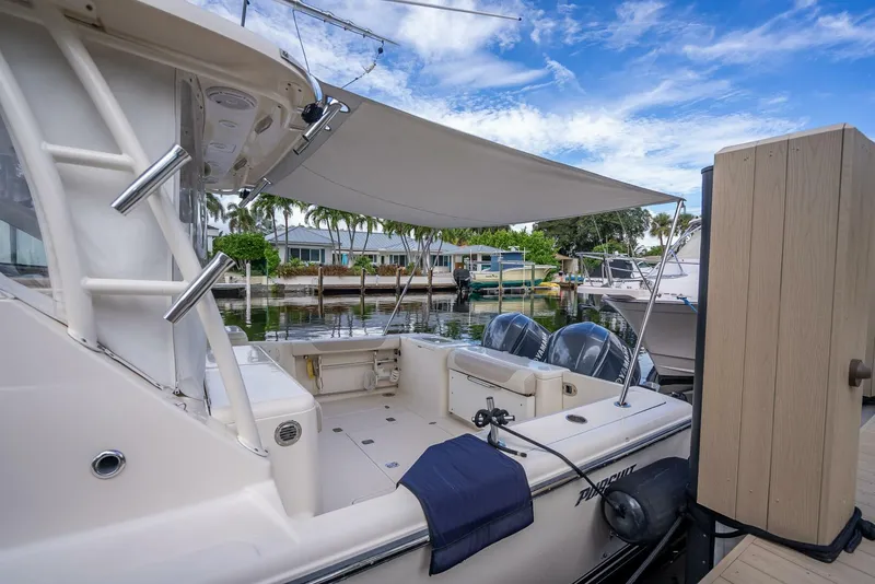 Slide: The Image of Pursuit S345 Offshore 2011 - 80