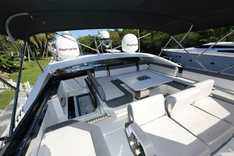 Slide: The Image of Galeon 650 Sky 2019 - 12