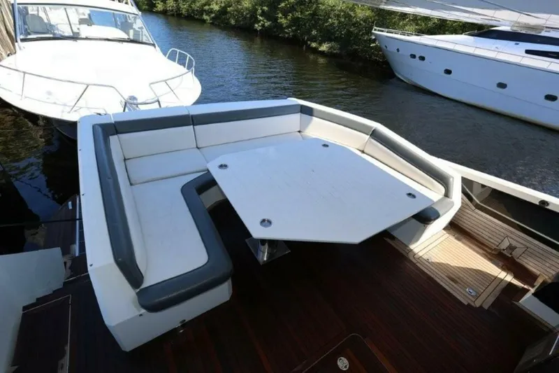 Slide: The Image of Galeon 650 Sky 2019 - 19
