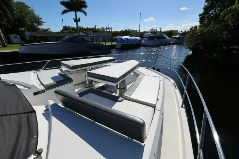 Slide: The Image of Galeon 650 Sky 2019 - 4