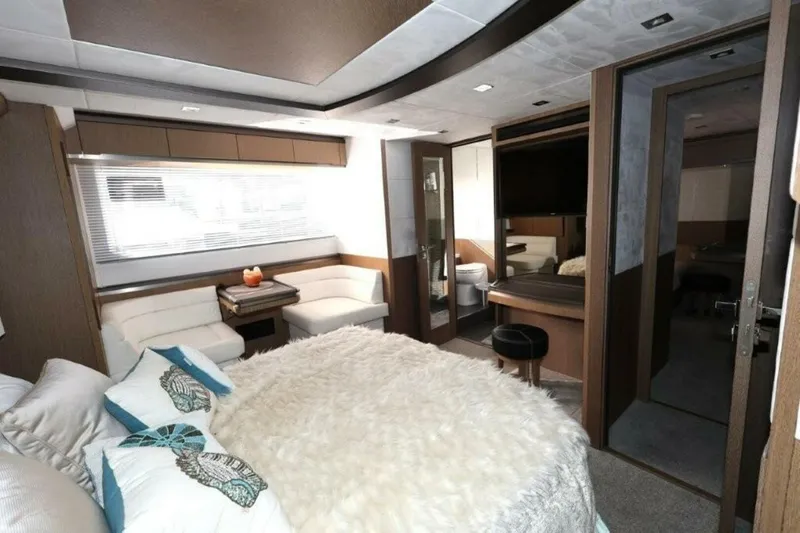 Slide: The Image of Galeon 650 Sky 2019 - 58