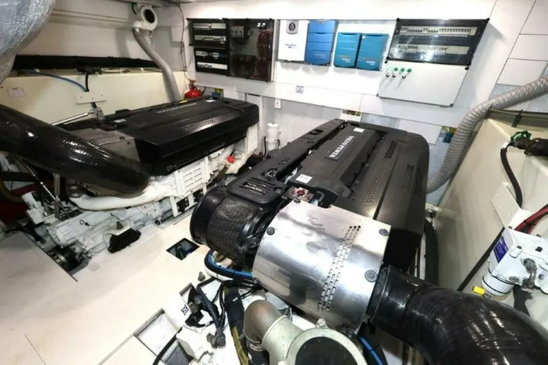 Slide: The Image of Galeon 650 Sky 2019 - 66