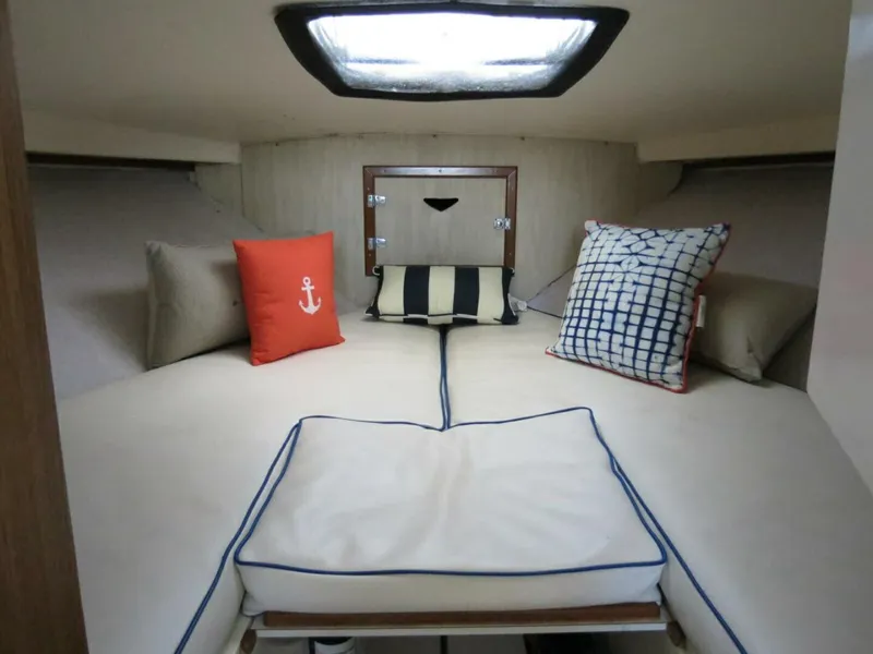 Slide: The Image of Bertram 28 Flybridge Cruiser 1978 - 21