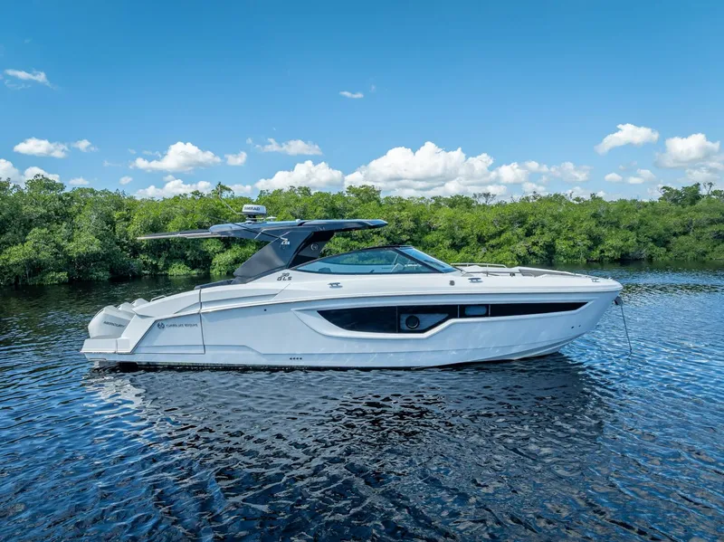 Slide: The Image of Cruisers GLS OB 2022 - 15