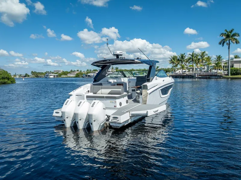 Slide: The Image of Cruisers GLS OB 2022 - 19