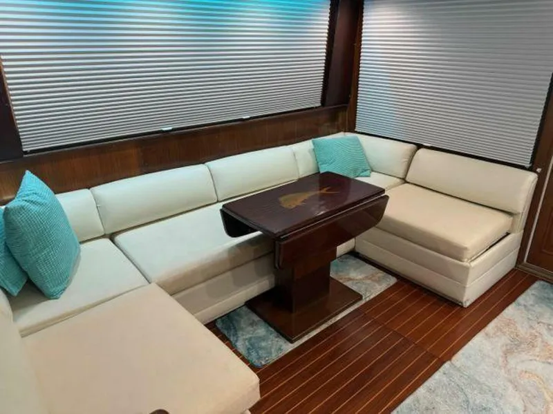 Slide: The Image of Hatteras 45 Convertible 1990 - 10