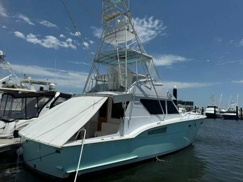 Slide: The Image of Hatteras 45 Convertible 1990 - 23