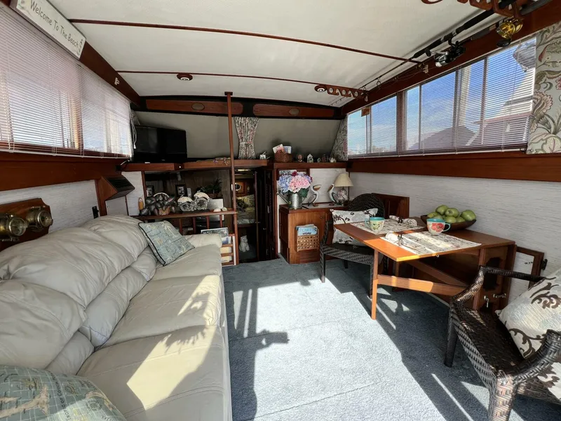 Slide: The Image of Viking 35 Convertible 1979 - 10